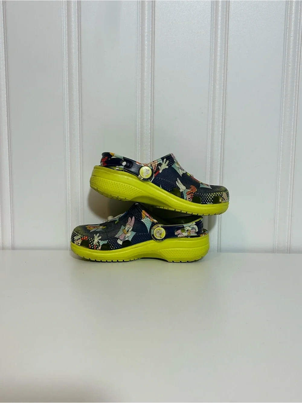 Croc Disney blue green Mickey and friends